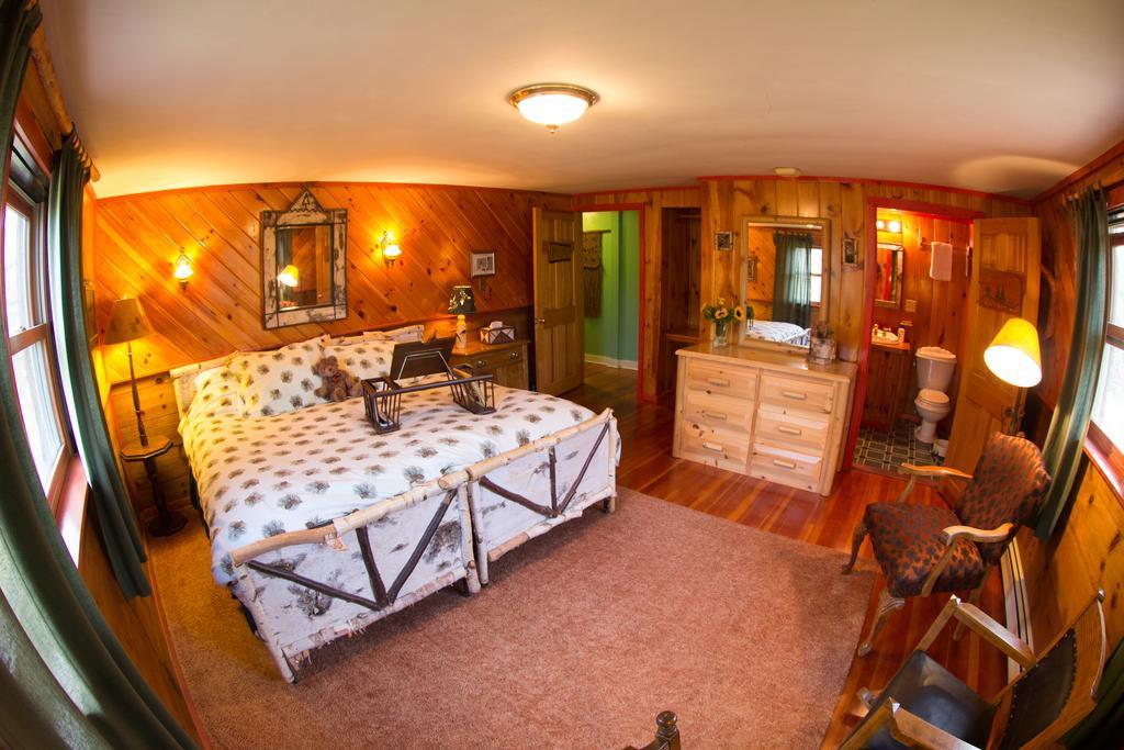 Lake Clear Lodge Exterior foto